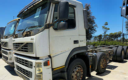 2011 & 2009 Volvo D11 Dismantling